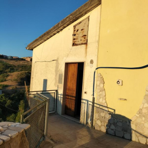 THE SWALLOWS' NEST - Il nido delle rondini